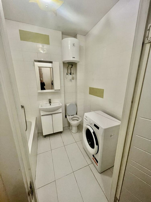 1кімнатна Харківське шосе 15а поряд Дарницька площа Киев - изображение 5