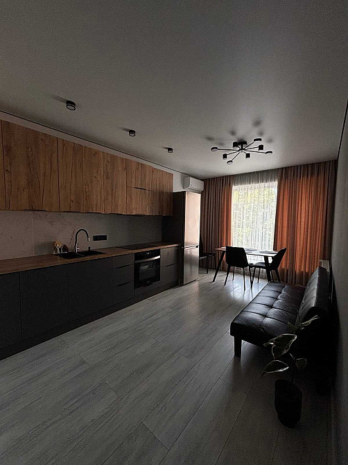 Оренда сучасної 1-кімнатної квартири в центральній частині міста Ровно - изображение 1