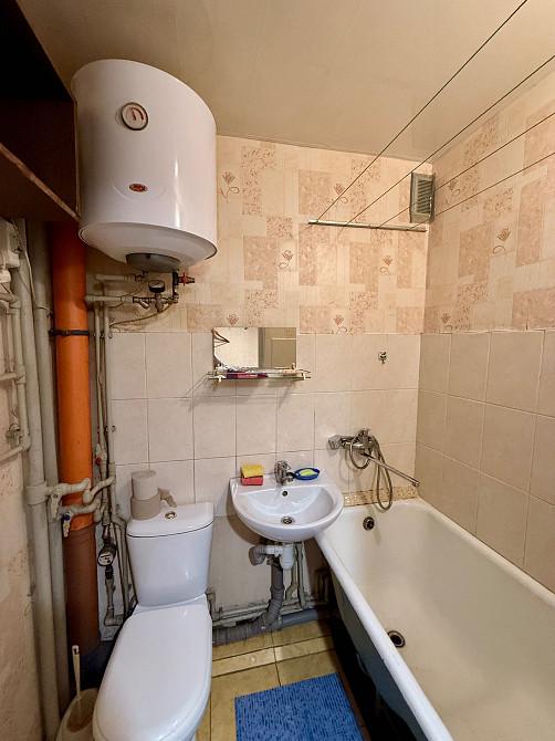 Антоновича 10Б низ пр. Александра Поля пакр Глобы центр Днепр - изображение 2