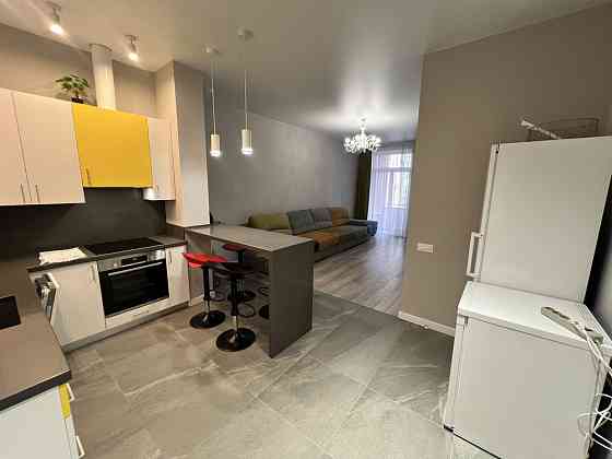 Оренда 2 кімнатної кв.  метро Печерська вул. Є. Коновальця 36 В Київ