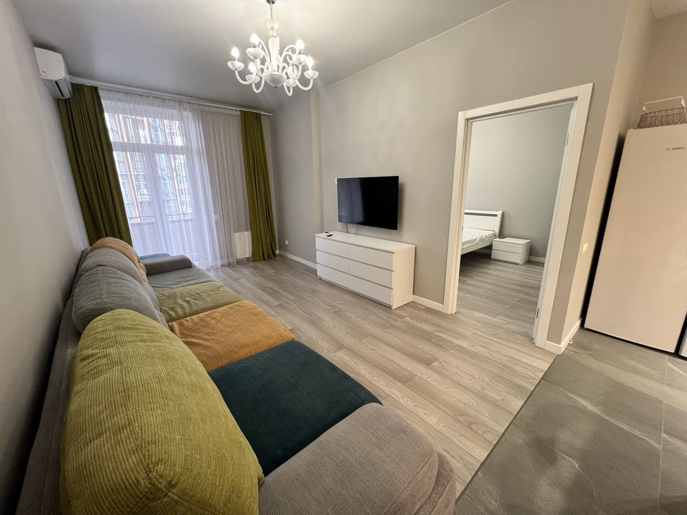 Оренда 2 кімнатної кв.  метро Печерська вул. Є. Коновальця 36 В Київ - зображення 2