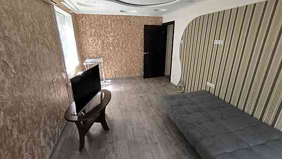 Здам 2-х кімнатну квартиру на вул. Богдана Хмельницького 23 Днепр