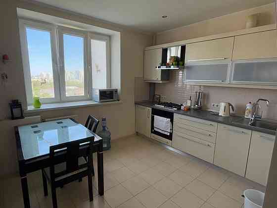 Вітряні Гори, площа Шевченко вул Гамаліївська буд 34 Київ