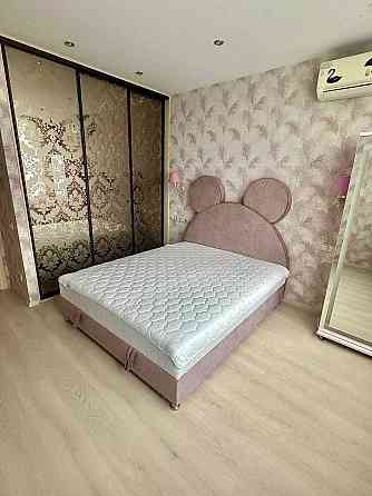 Квартира в новому цегляному будинку, вул. Ахматової Анни 30 Киев