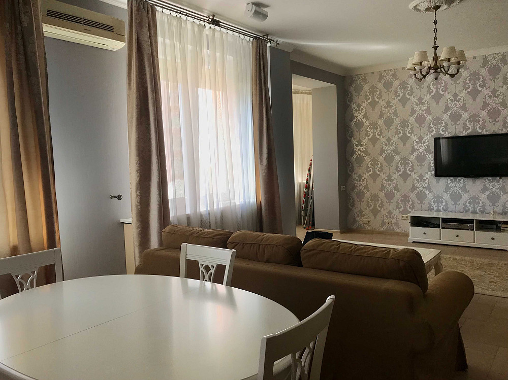 Продаж 2к квартири від власника, вул. Павлівська 26/41 Киев - изображение 2