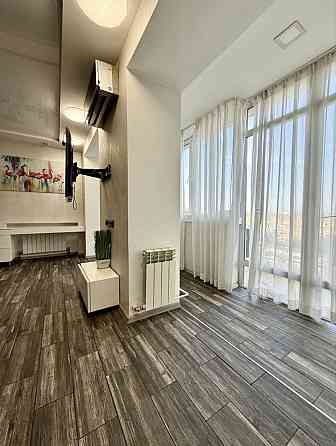 Продам 2 к кв 53м Редкая продажа спецпроект кирпич пр Мира ТЦ Караван Дніпро