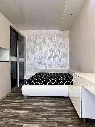 Продам 2 к кв 53м Редкая продажа спецпроект кирпич пр Мира ТЦ Караван Дніпро