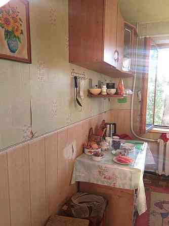 Сдам 2 комнатную квартиру военный городок 33 Кривой Рог