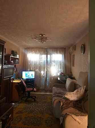 Сдам 2 комнатную квартиру военный городок 33 Кривой Рог
