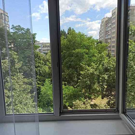 Сдам 1-ю квартиру на Виноградаре - 10000гр., пр. Свободы 30Б Киев