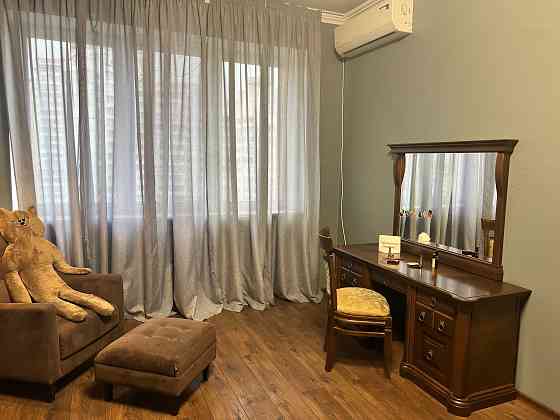 Оренда 2-кімнатної квартири поруч з метро Мінська Киев