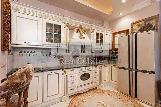 Аренда 2к квартира, 100м2, Триумф, Зверинецкая 59, Печерск, ботсад Киев