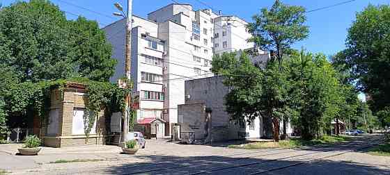 Продам  1-комнатную квартиру в Нагорном районе, высотка Дніпро