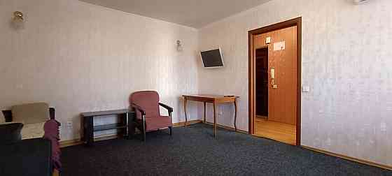 Продам  1-комнатную квартиру в Нагорном районе, высотка Дніпро