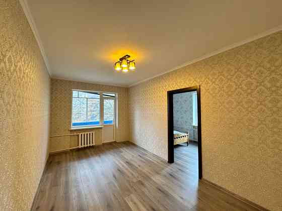 Затишна 2-кім 44 м2 в цегляному буд. вул. Івашкевича, 4 Киев