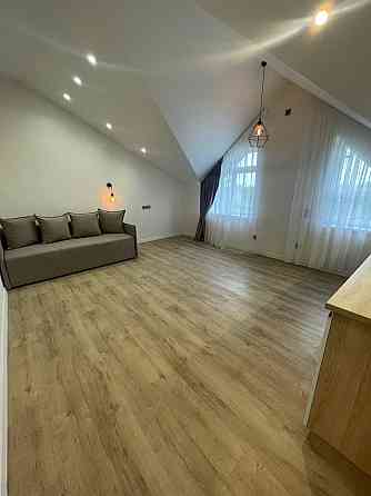 Продам студію з ремонтом і меблями Буча