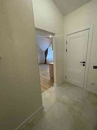 Продам студію з ремонтом і меблями Буча