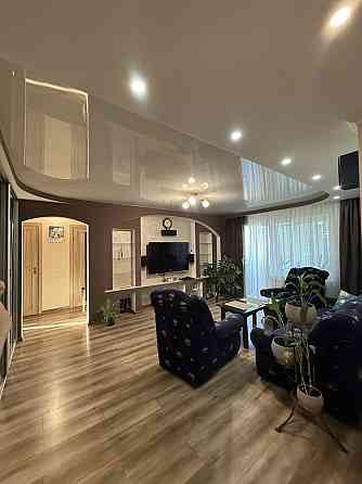 3 кімнатна на Бородинському,Петра Сагайдачного Запоріжжя