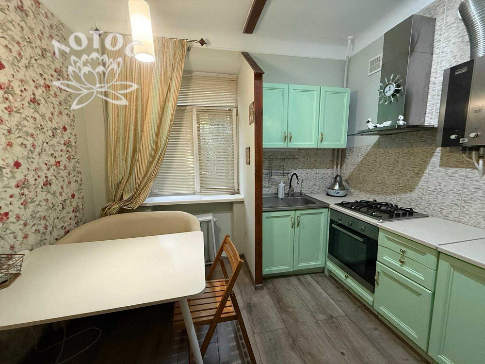 Продається простора 3-кімнатна квартира. Сталінка. Центр. Піонер Николаев - изображение 5