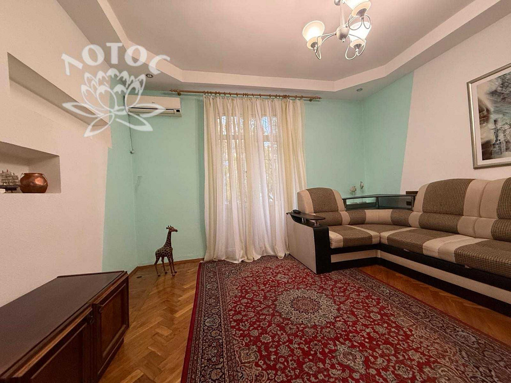 Продається простора 3-кімнатна квартира. Сталінка. Центр. Піонер Николаев - изображение 1