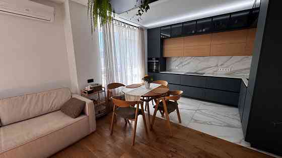 Продам простору 2-кімнатну квартиру (ремонт і техніка) ЖК «Каховський» Киев