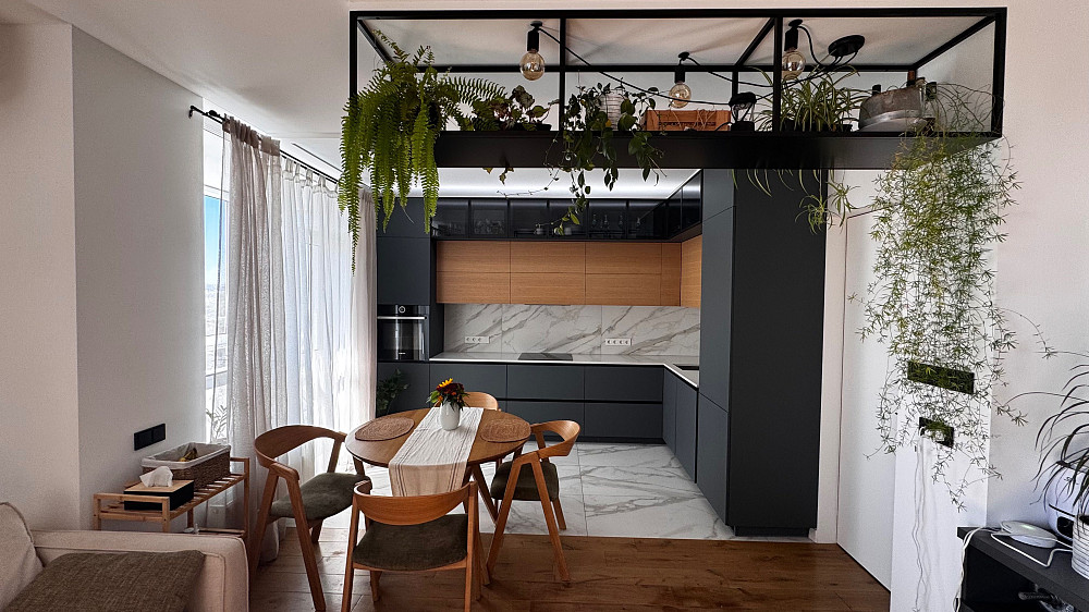 Продам простору 2-кімнатну квартиру (ремонт і техніка) ЖК «Каховський» Київ - зображення 1