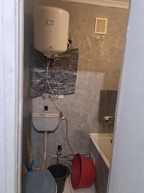 Продам бюджет-ю 1 ком кв-ру, Осипенковский м-рн, ул Узбекистанская 8/9 Запоріжжя - зображення 8