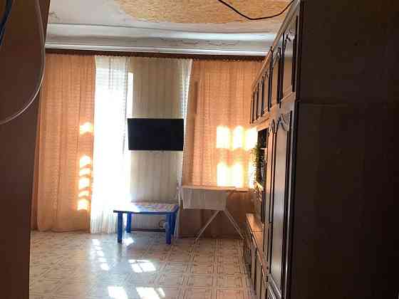 4-кімнатна квартира на вул. 10 квітня Одесса