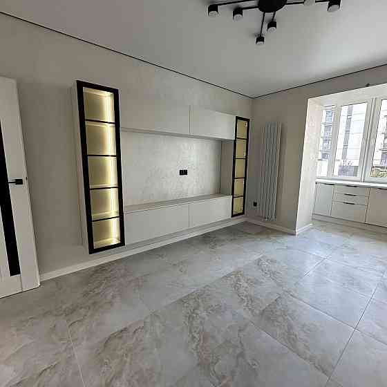 Продається 1 кімнатна квартира з ремонтом Івано-Франківськ Крихівці