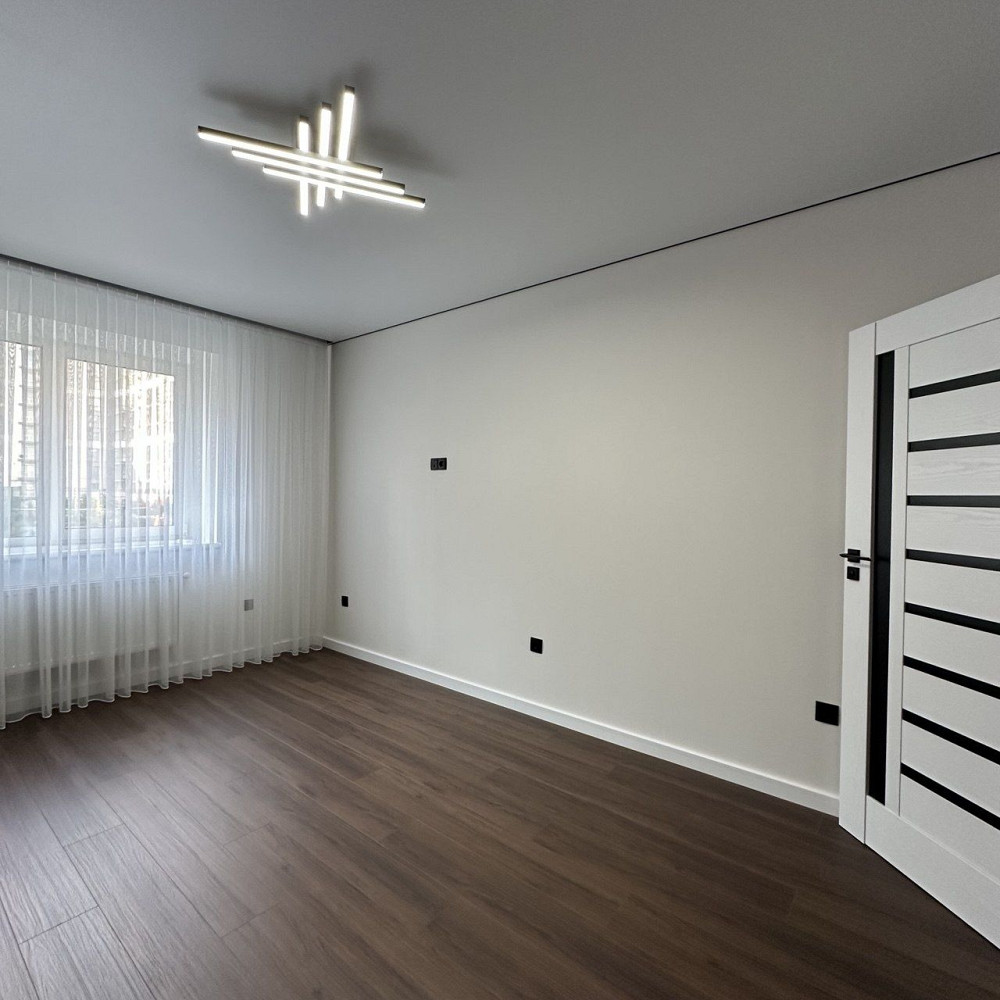 Продається 1 кімнатна квартира з ремонтом Івано-Франківськ Крихівці - зображення 3