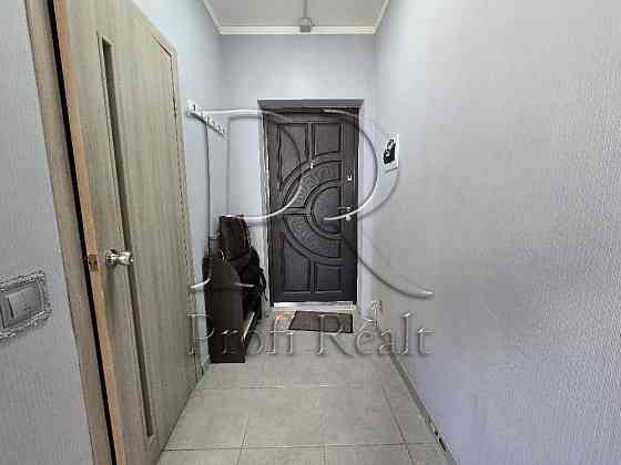 Продаж 1 кімн. квартири з ремонтом  вулиця Польова 73 Киев