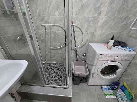 Продаж 1 кімн. квартири з ремонтом  вулиця Польова 73 Киев