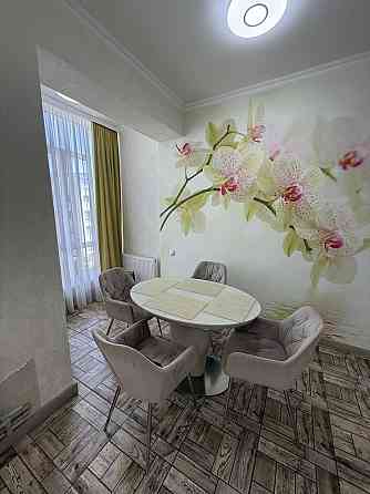 Продам 2 комнатную квартиру 70м2, ЖК Оливия Харьков