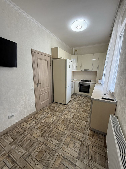 Продам 2 комнатную квартиру 70м2, ЖК Оливия Харьков - изображение 2