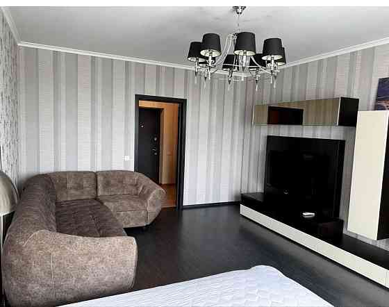 Шикарна однокімнатна квартира по вул. Йорданська Киев