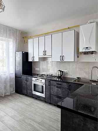 ПЕРША ЗДАЧА! Здам 3х НОВОБУДОВУ, СПОРТИВНА (КВАРЦ), гараж, посудомийна Черновцы