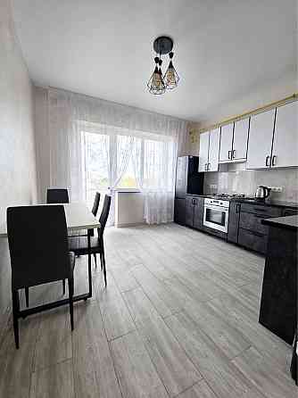 ПЕРША ЗДАЧА! Здам 3х НОВОБУДОВУ, СПОРТИВНА (КВАРЦ), гараж, посудомийна Черновцы