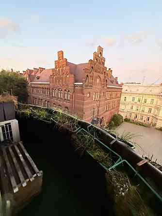 Оренда  2-кімнатної квартири в австрійському люксі біля Парку Франка Львов