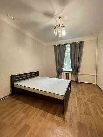 Оренда 2-к вул. Ділова 6 (сталінка) м. Олімпійська 5 хв! Палац Спорту Киев