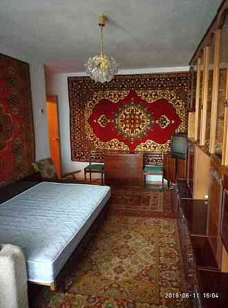 Сдам на один год двухкомнатную квартиру со всеми удобствами. 