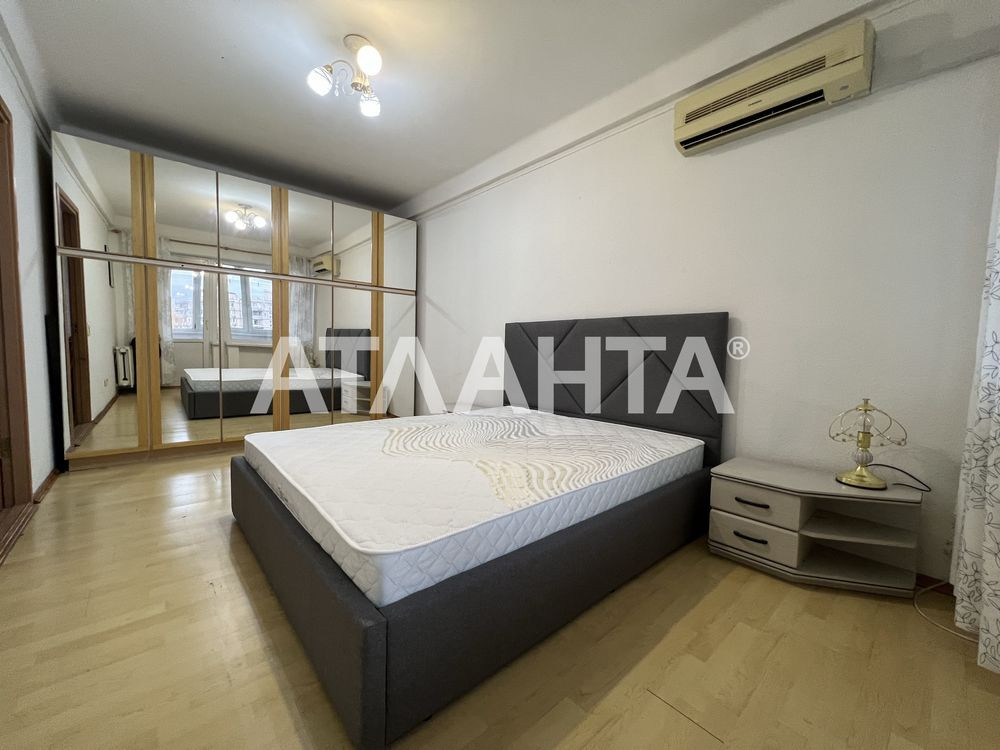 2-х кімнатна квартира метро Політех Берестейський проспект Центр Киев - изображение 1