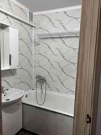 Сдам 1я на Днепрострое 1/4 с ремонтом Кам`янське (Запорізька обл.)