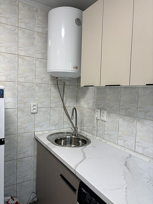 Сдам 1я на Днепрострое 1/4 с ремонтом Кам`янське (Запорізька обл.) - зображення 3