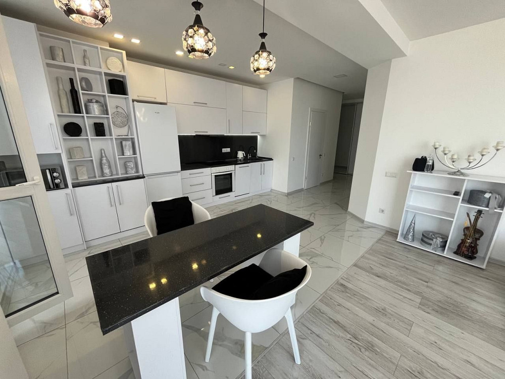 Здається 2кімн.+кухня студія в елітному ЖК біля парку вул. Суворова Чернівці - зображення 1