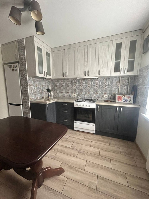 4к квартира з якісним ремонтом, газове опалення. Оф. 2% Гостомель - изображение 1