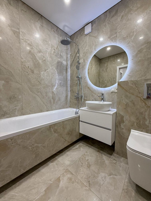 Продам простору 1-спальневу квартиру з ремонтом. ЖК "На Щасливому" Рівне - зображення 3