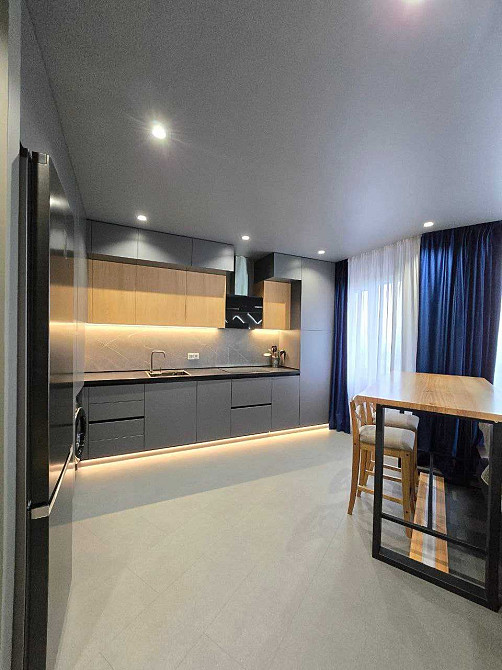 3к квартира 92м², З РЕМОНТОМ, ЖК Family & Friends, вул. Новопольова 2 Киев - изображение 3