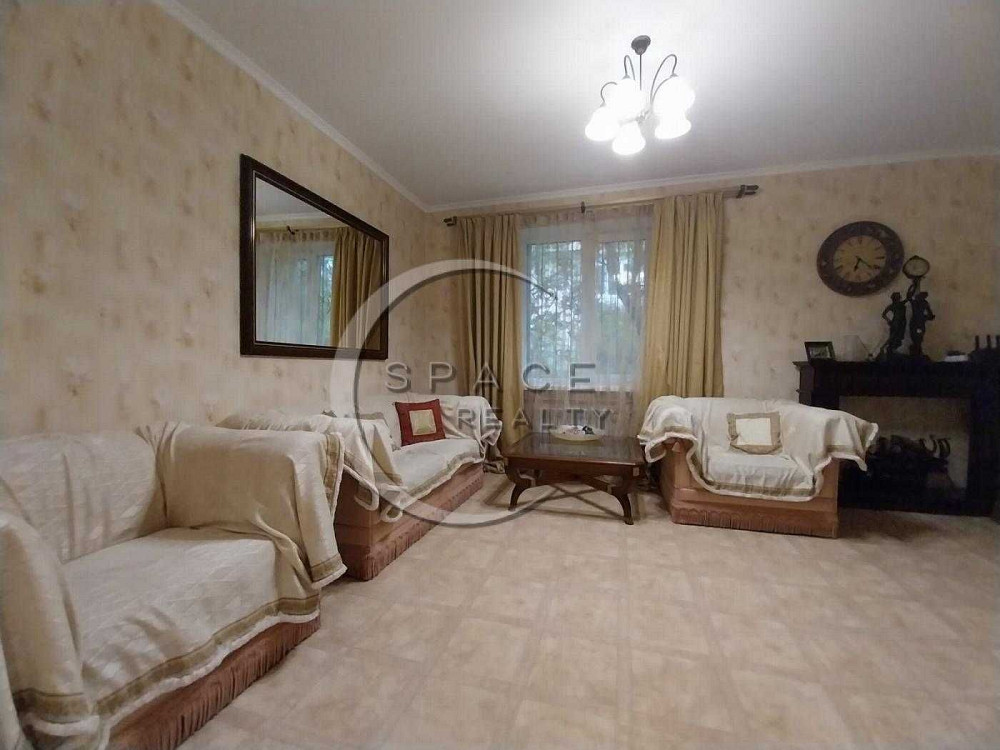 Продаж 3хкімнатної квартири в двухповерховому будинку р-нСолом'янський Киев - изображение 1