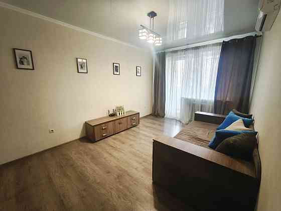 Сдам долгосросрочно 1 комн. Высоцкого/Сахарова. Газ. Одесса