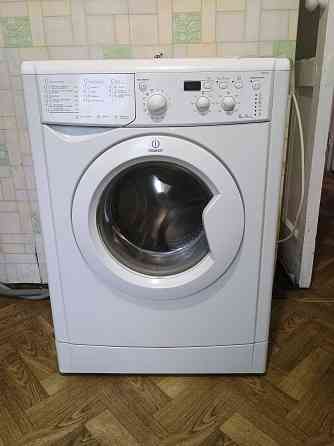 Недорога 1-к на Будівельників, 8 (Дарницька площа) Киев